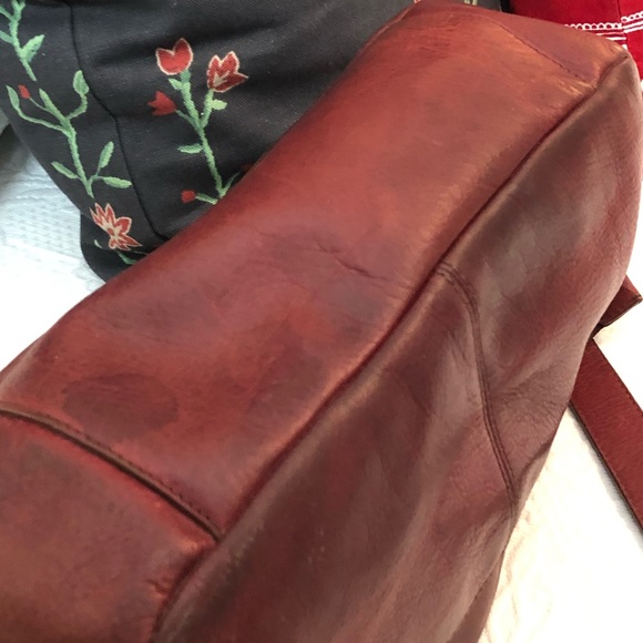 Etienne Aigner Vintage Leather Bag - Picture 3 of 7